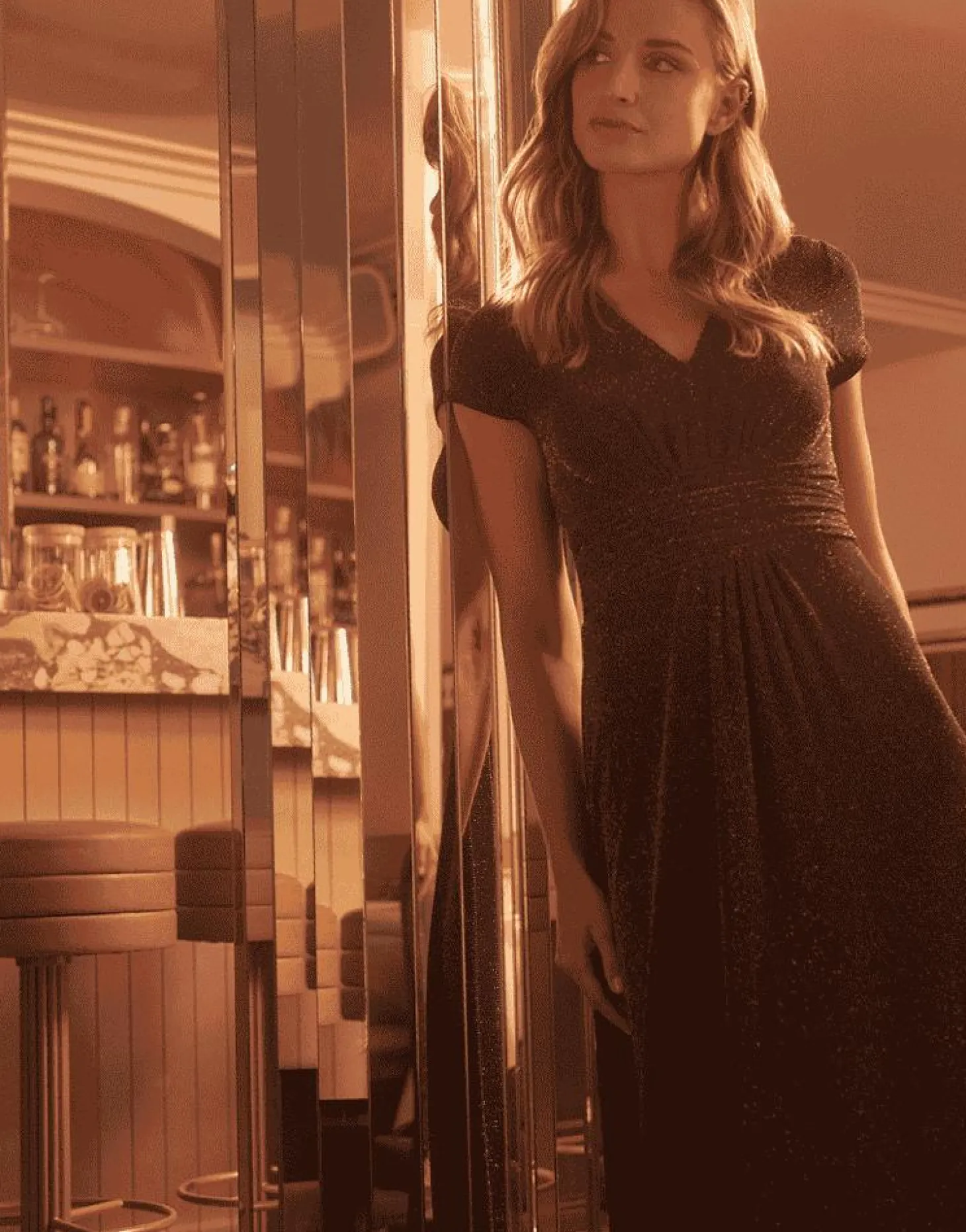Robe longue à pailletttes NOIR