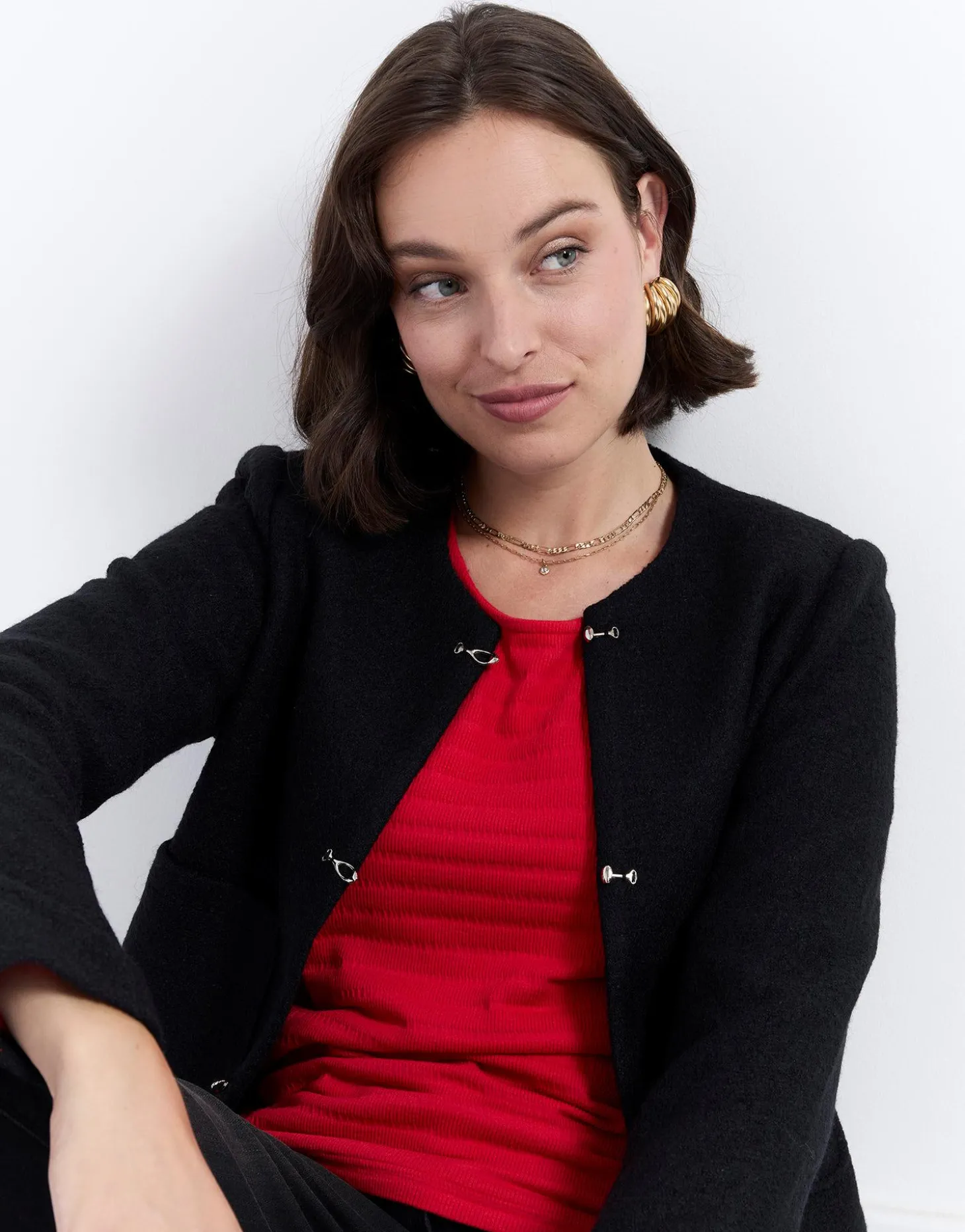 Veste courte contenant de la laine unie NOIR Femme